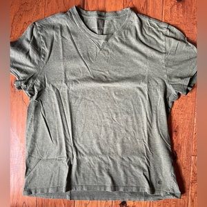 Everlane Green Organic Essential Crew Neck sz M